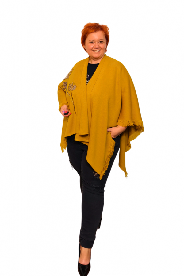 Pončo s vlneným kvetom - horčicové